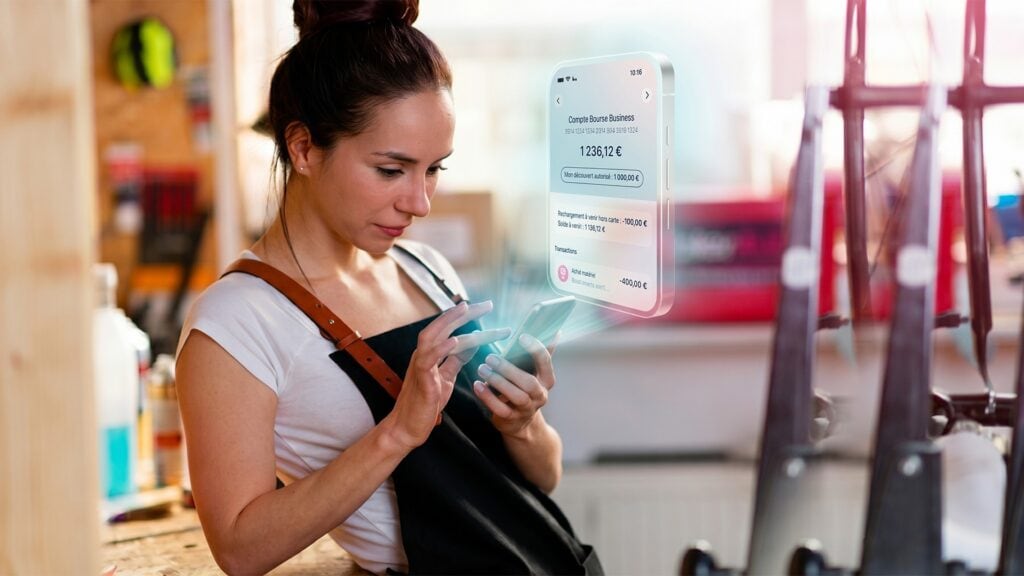 L’application Bourso Business affiche le solde et les transactions d’un compte professionnel